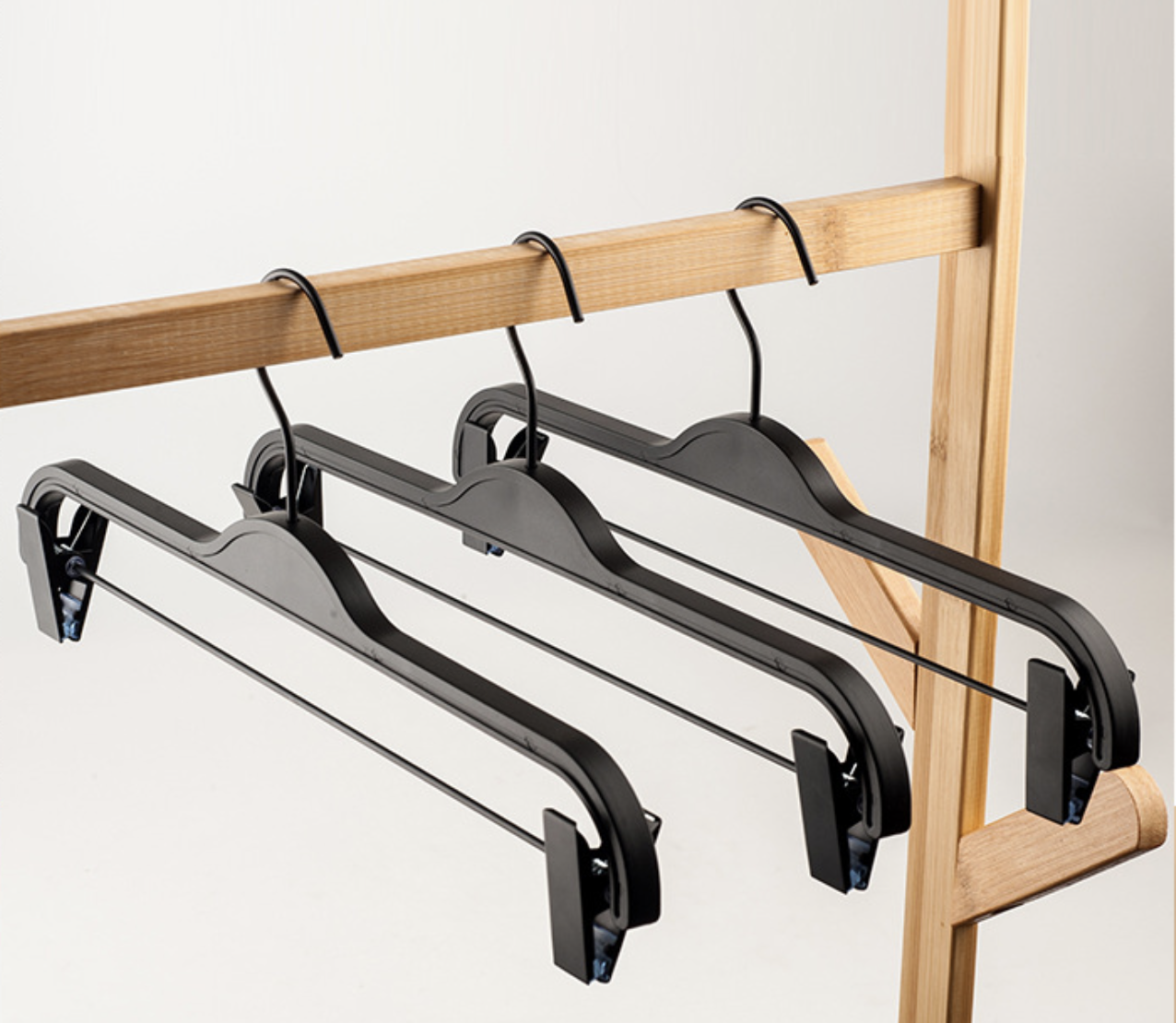 Premium Plastic gas hanger clips hanger with notches 36cm (复制)
